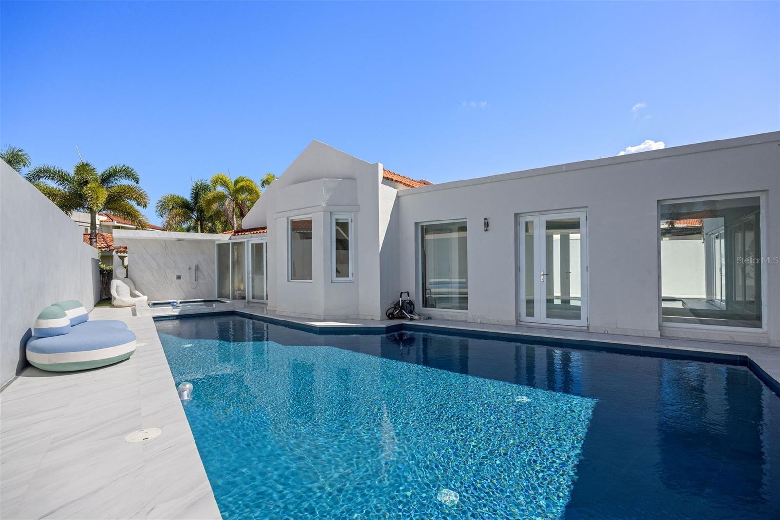 DORADO BEACH EAST - Residential