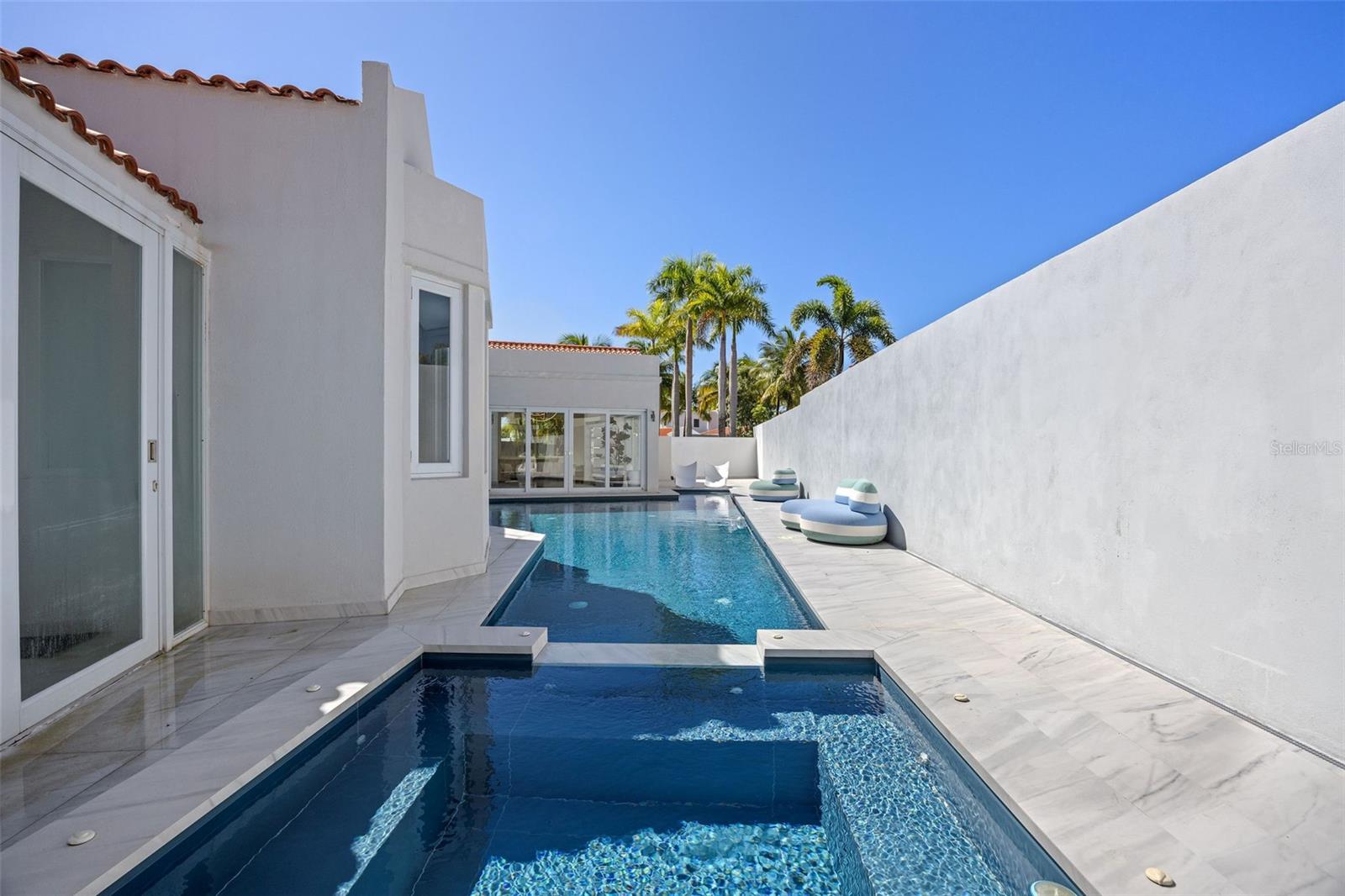 DORADO BEACH EAST - Residential