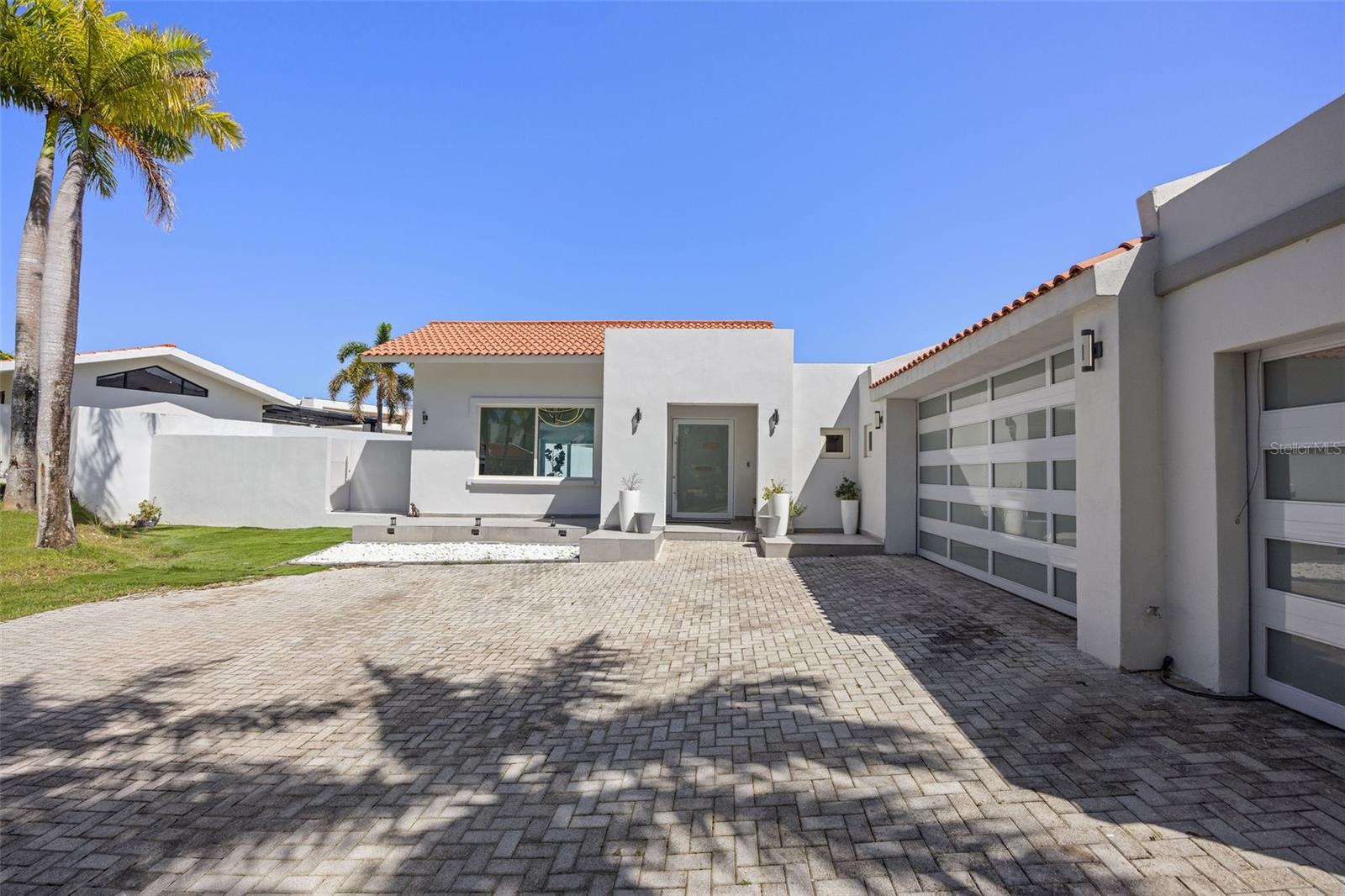 DORADO BEACH EAST - Residential