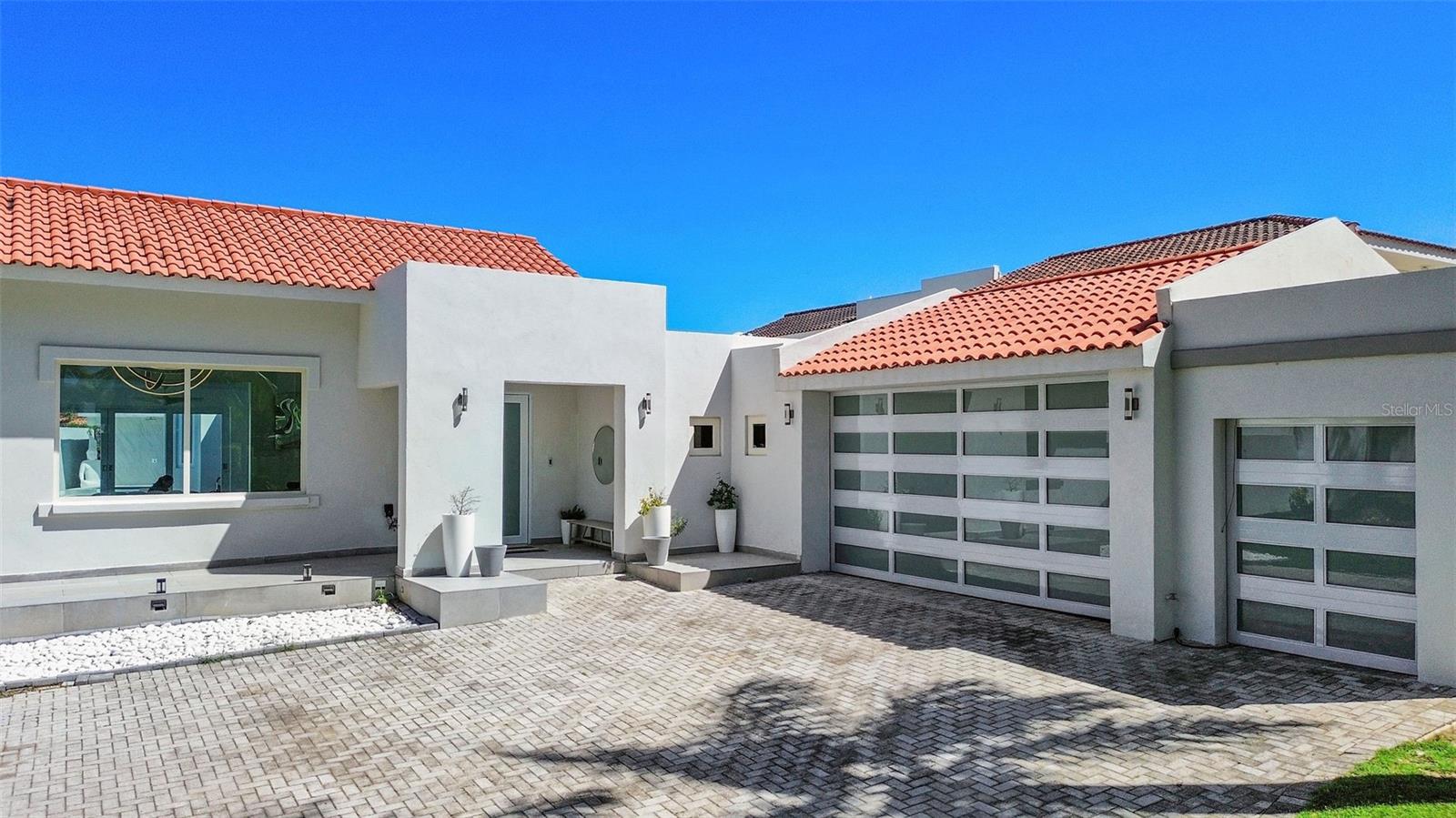 DORADO BEACH EAST - Residential