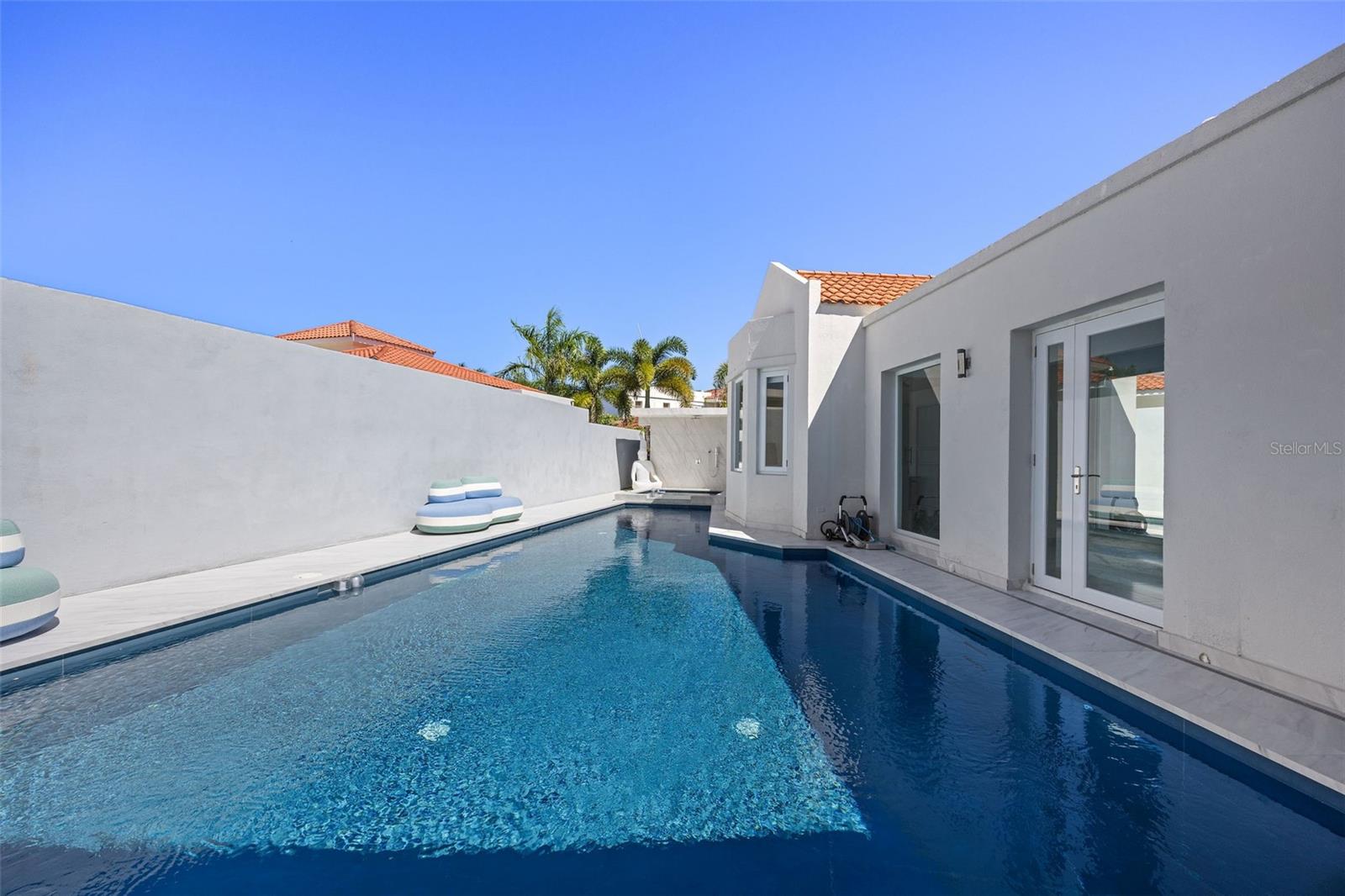 DORADO BEACH EAST - Residential