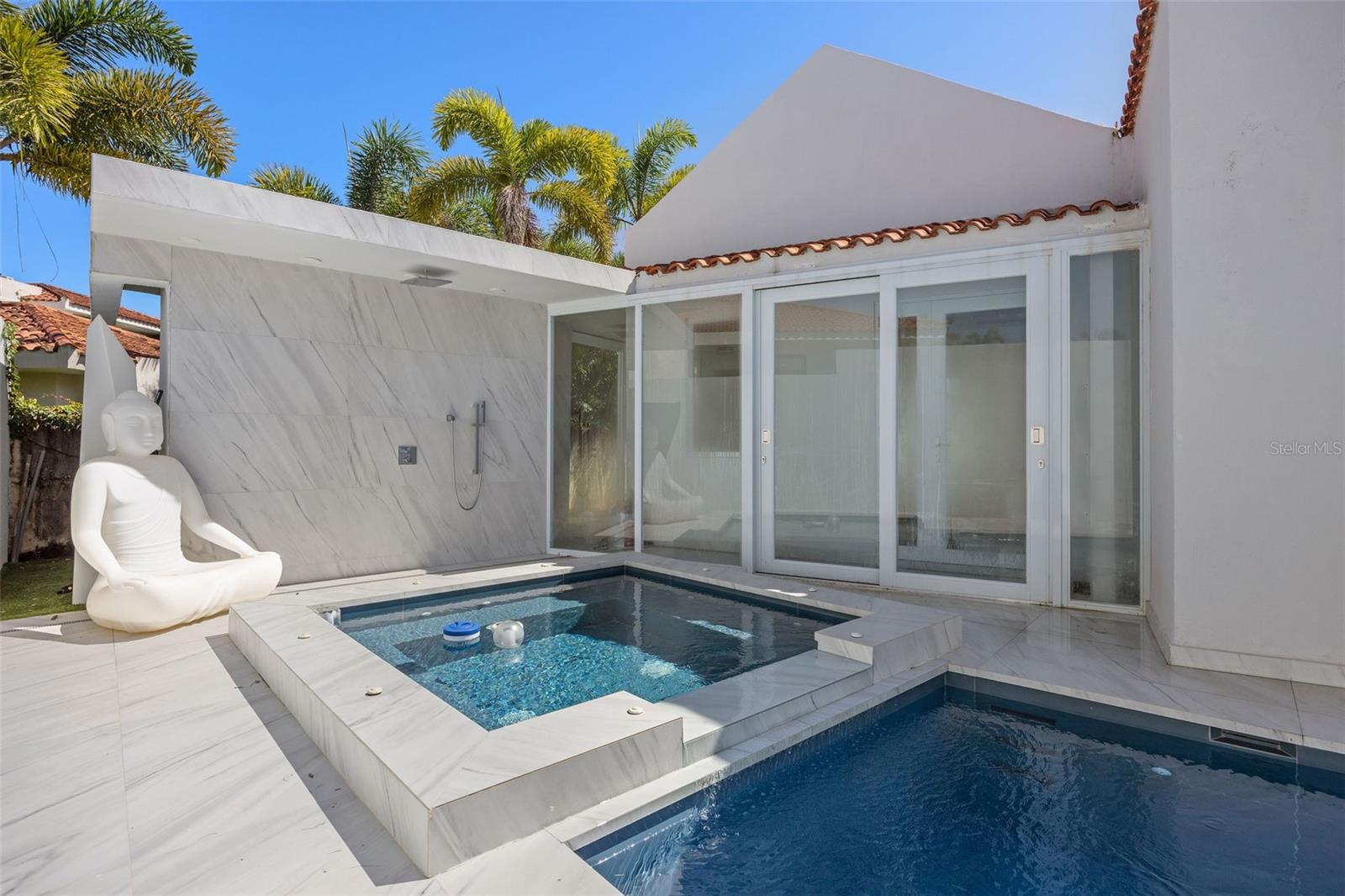 DORADO BEACH EAST - Residential