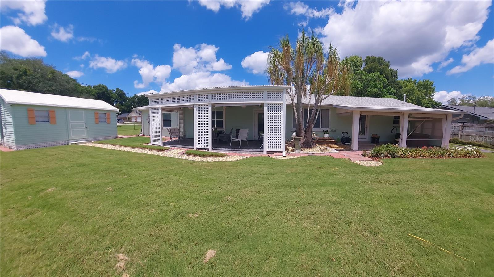 SYLVAN SHORES POINT - Residential