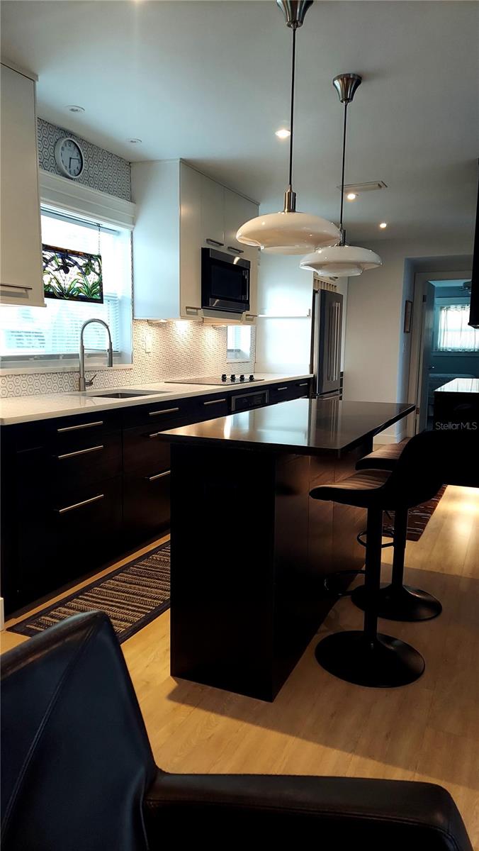 SYLVAN SHORES POINT - Residential