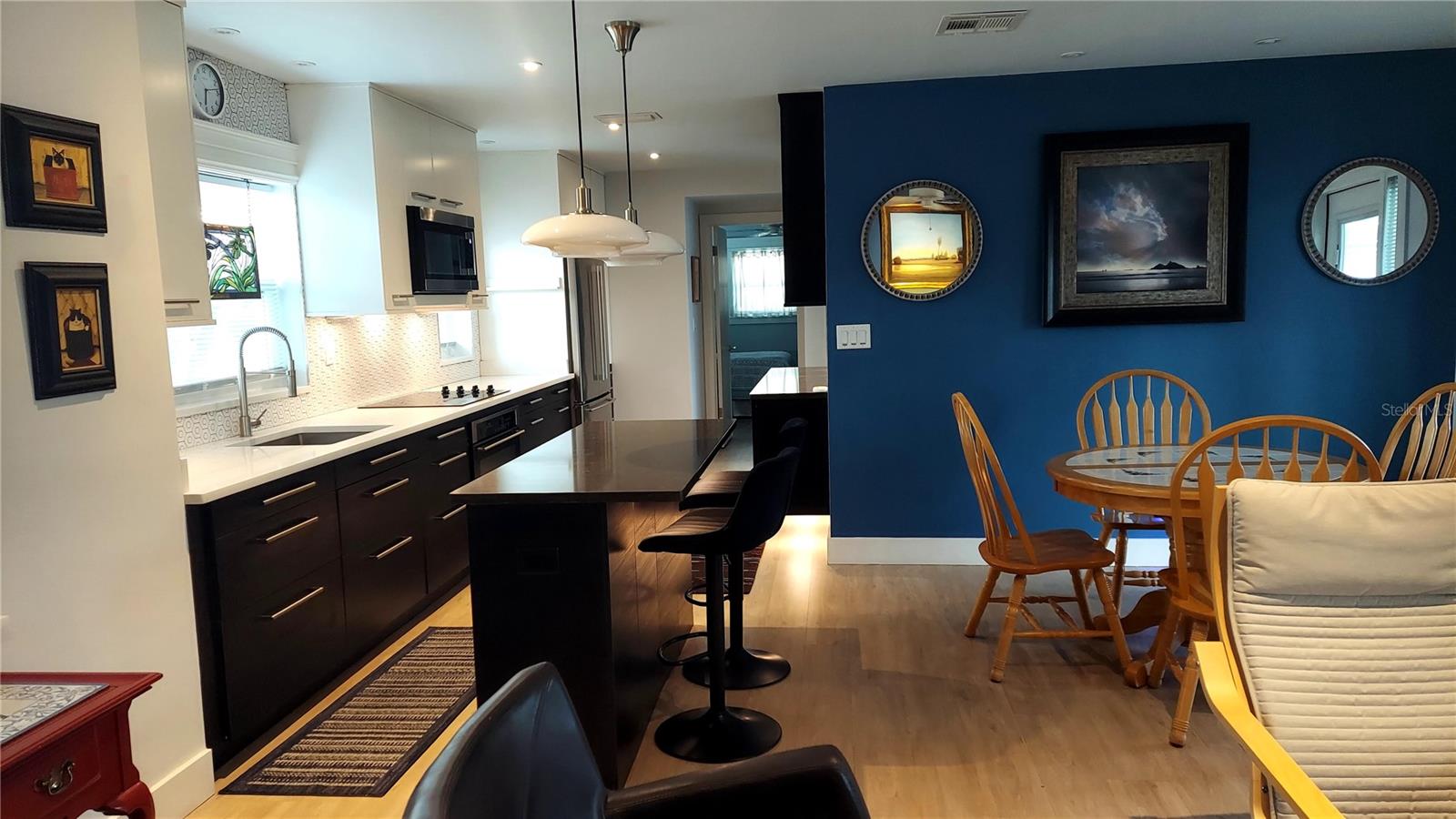 SYLVAN SHORES POINT - Residential