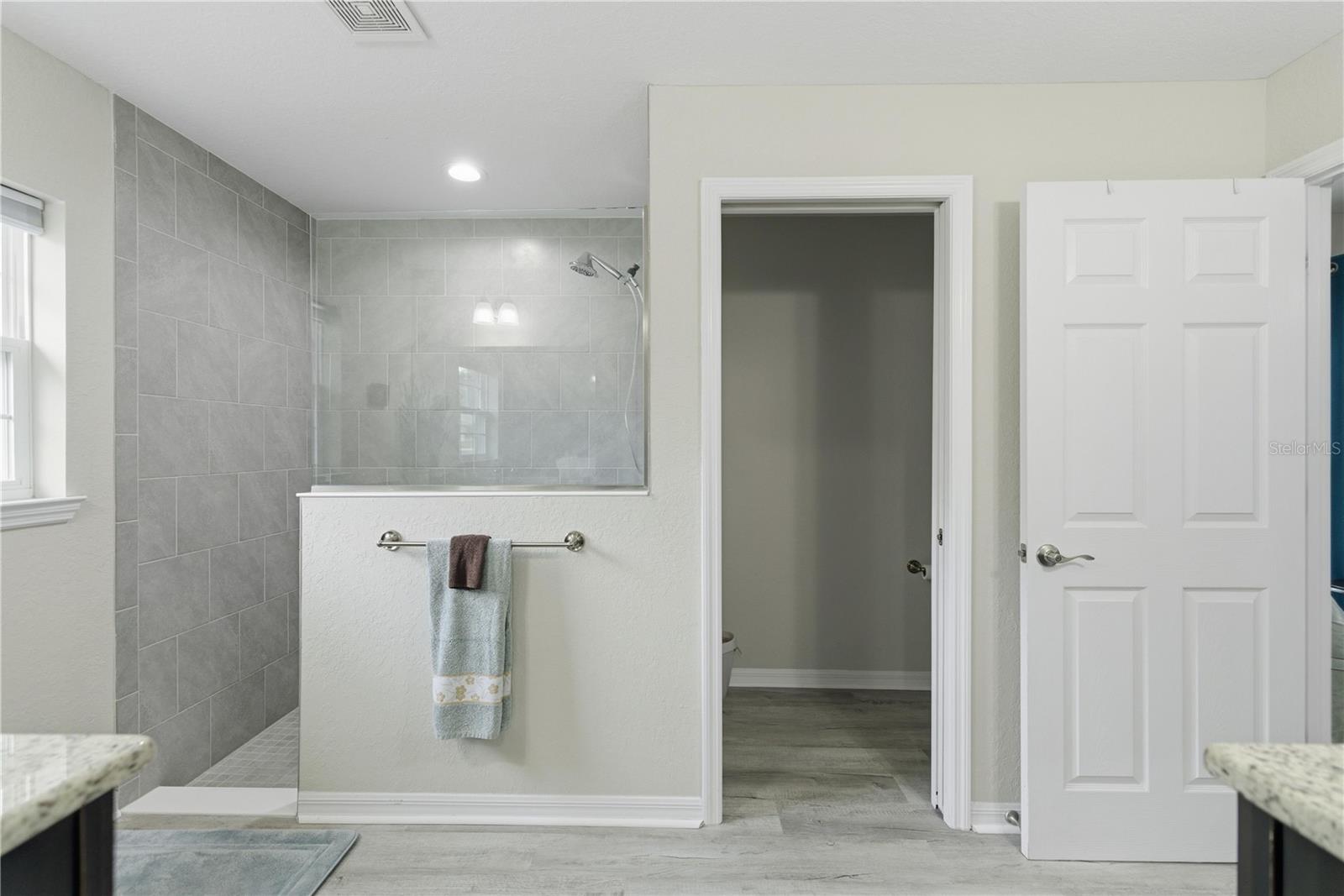 MEADOW GLENN UN 1 - Residential