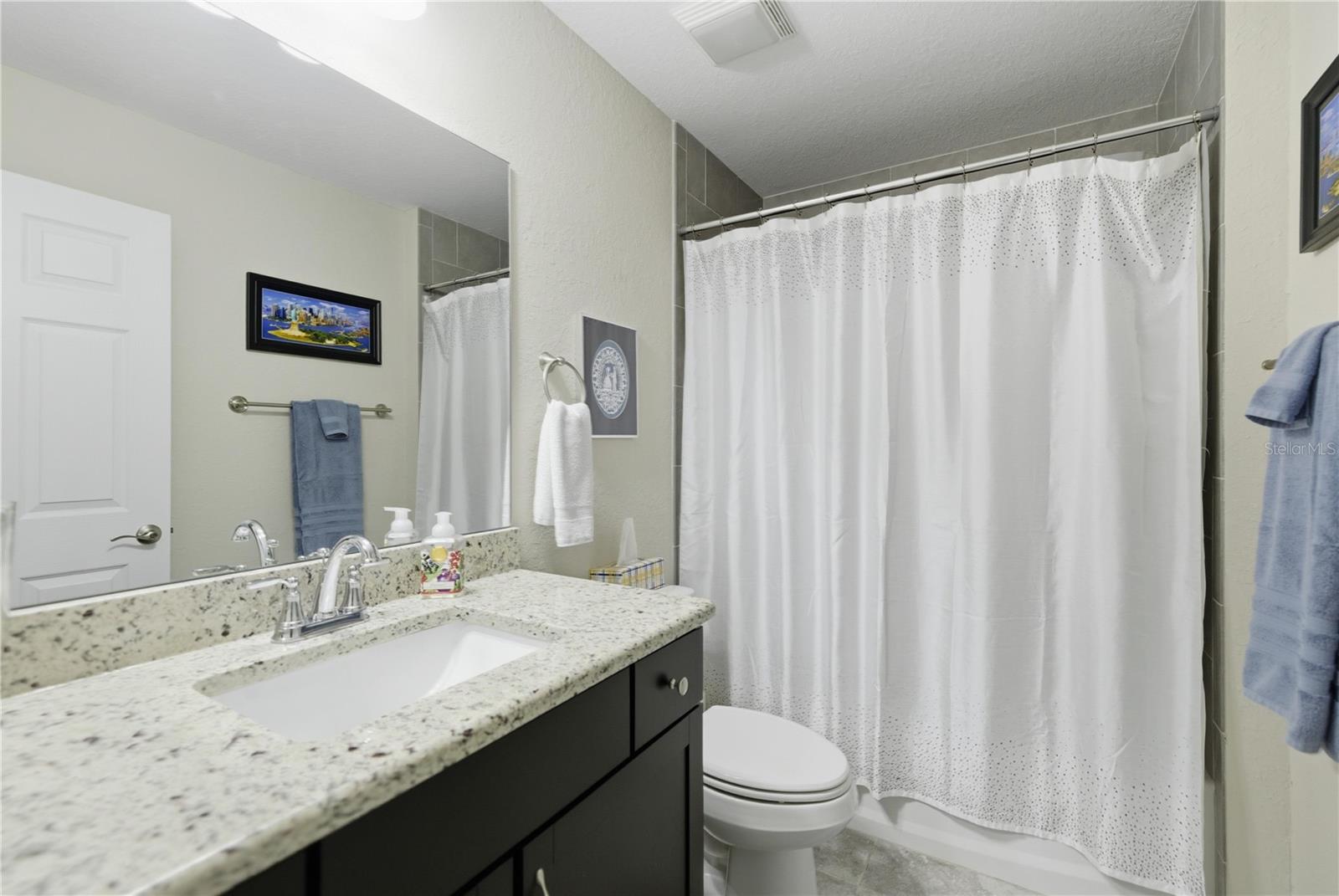 MEADOW GLENN UN 1 - Residential