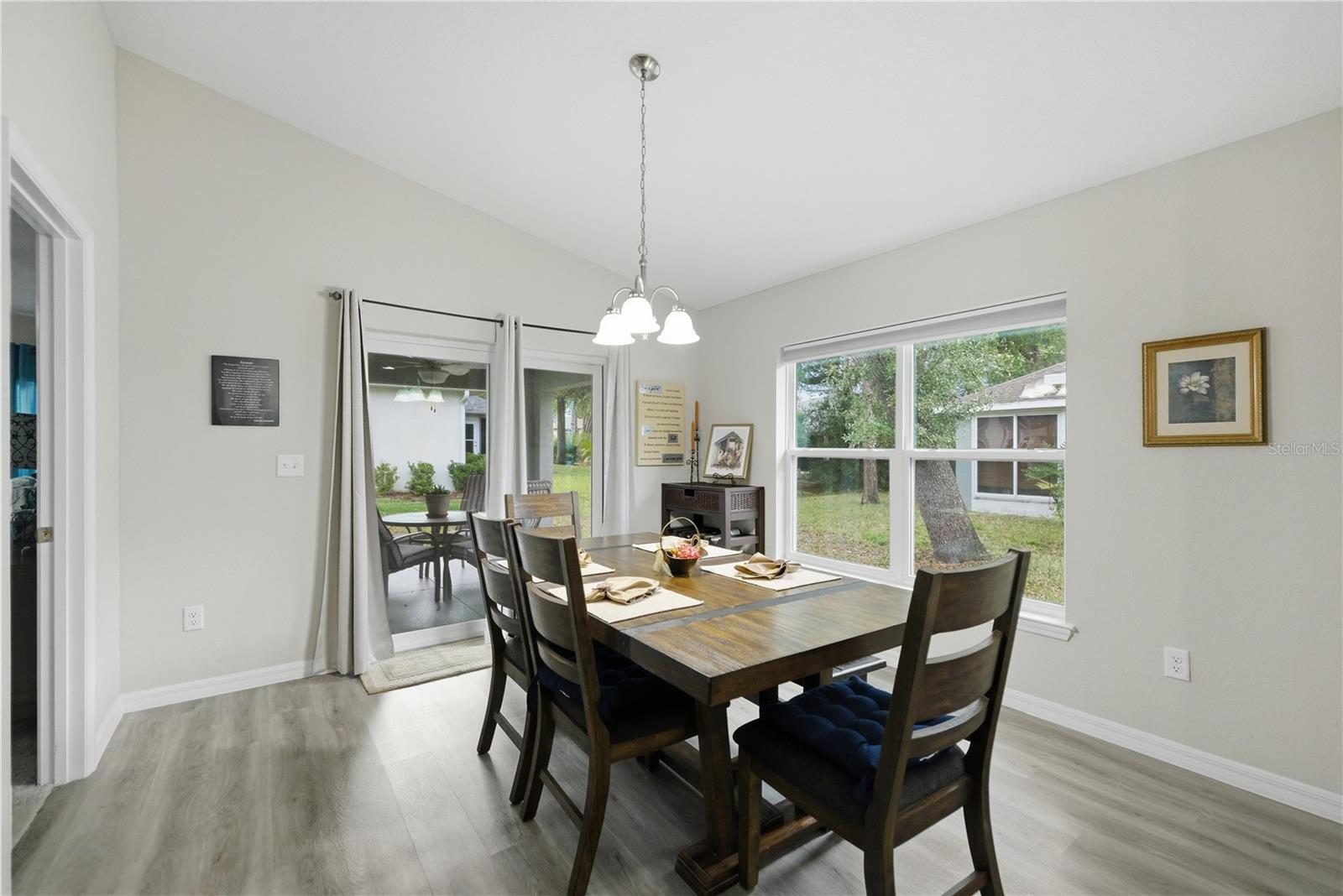 MEADOW GLENN UN 1 - Residential