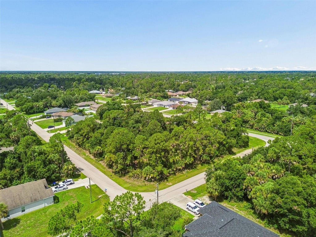 Photo of 15 Heather Terrace, North Port, FL 34286 (MLS # TB8533457)