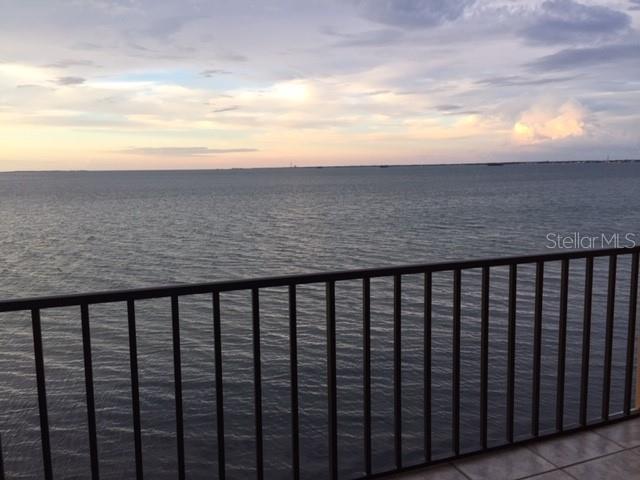 ROYAL STEWART ARMS - Residential Lease