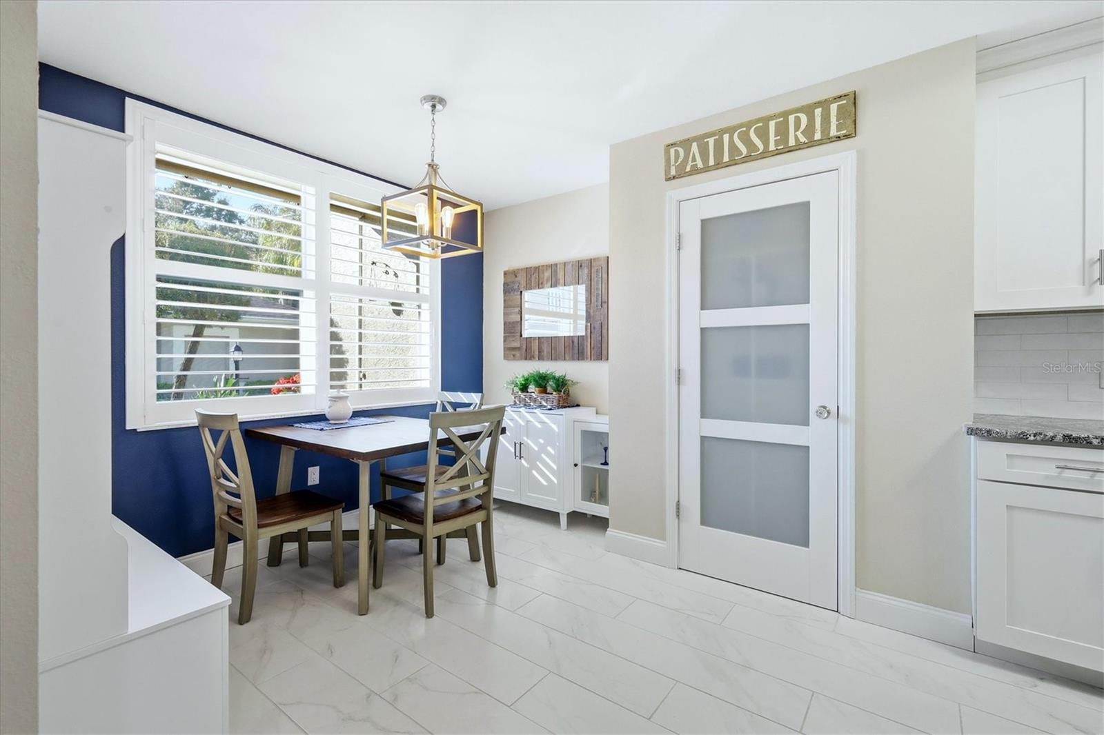 HERITAGE OAKS GOLF & COUNTRY CLUB - Residential