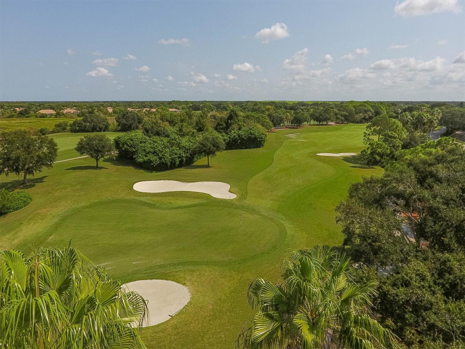 HERITAGE OAKS GOLF & COUNTRY CLUB - Residential