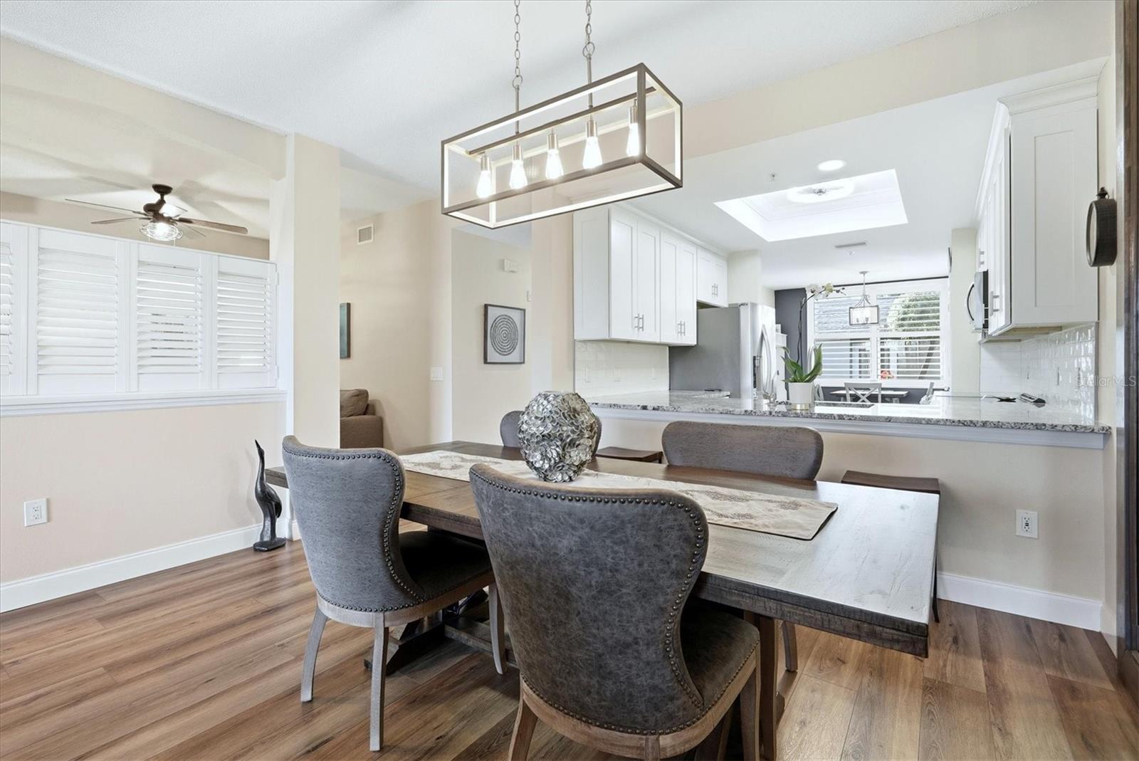 HERITAGE OAKS GOLF & COUNTRY CLUB - Residential