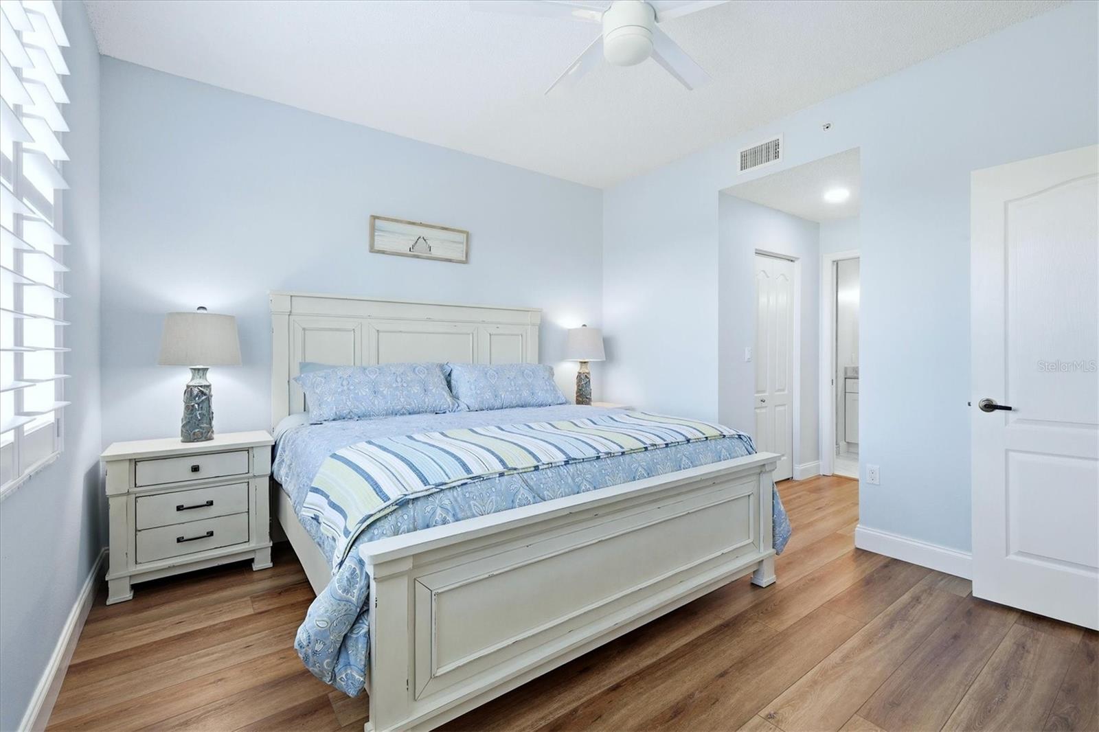 HERITAGE OAKS GOLF & COUNTRY CLUB - Residential