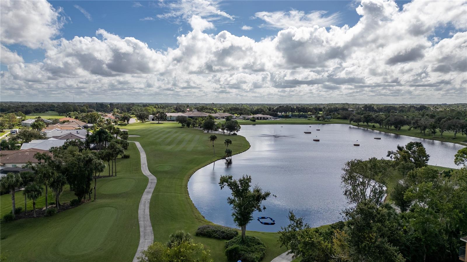 HERITAGE OAKS GOLF & COUNTRY CLUB - Residential