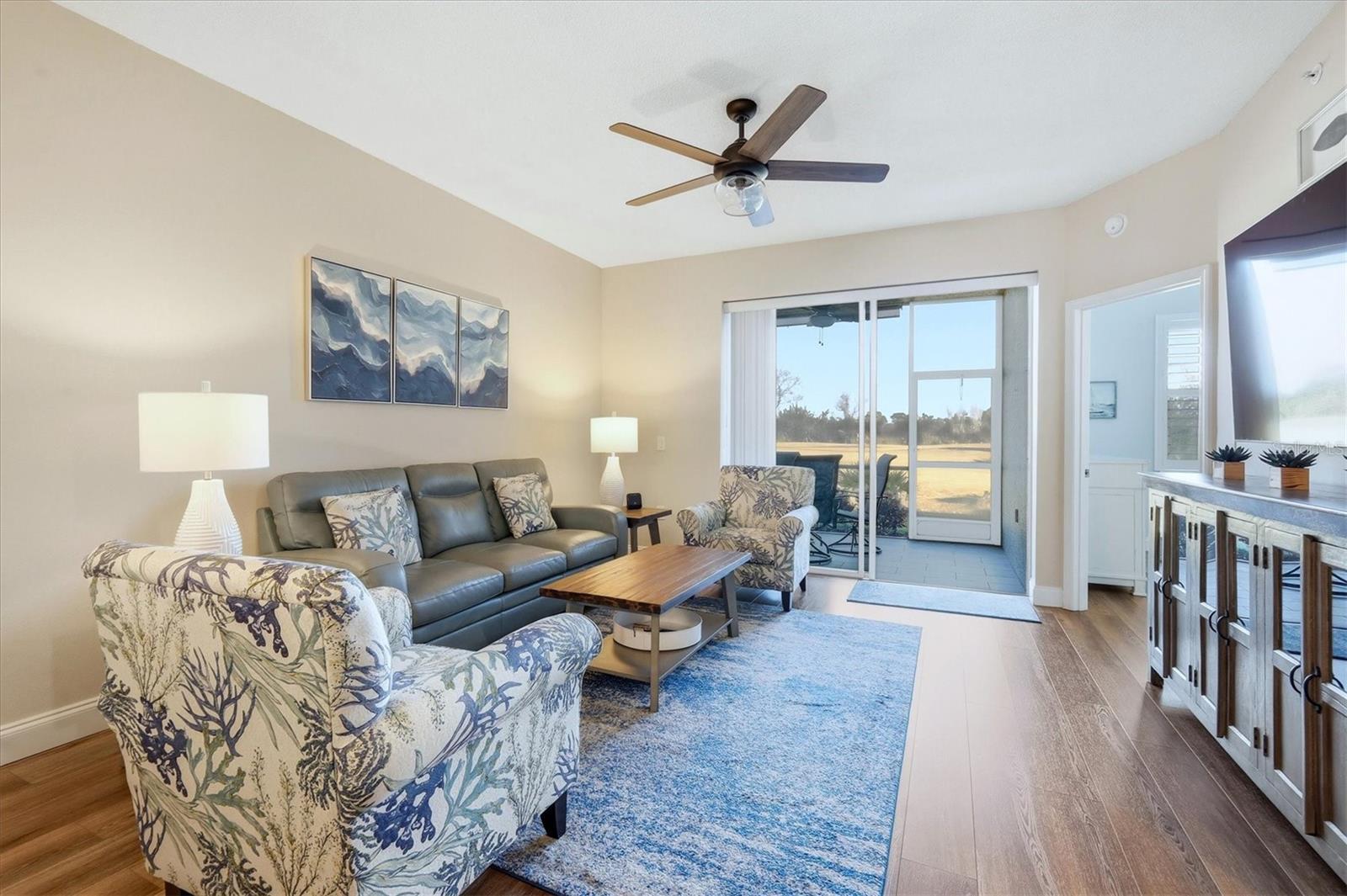 HERITAGE OAKS GOLF & COUNTRY CLUB - Residential