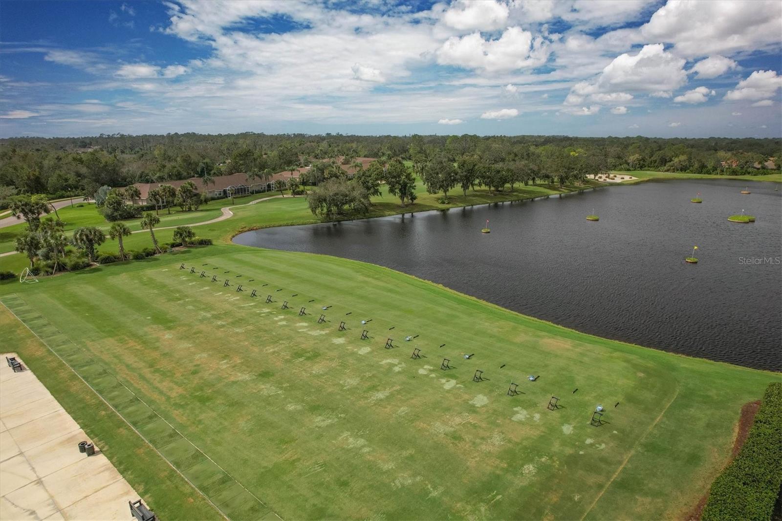 HERITAGE OAKS GOLF & COUNTRY CLUB - Residential
