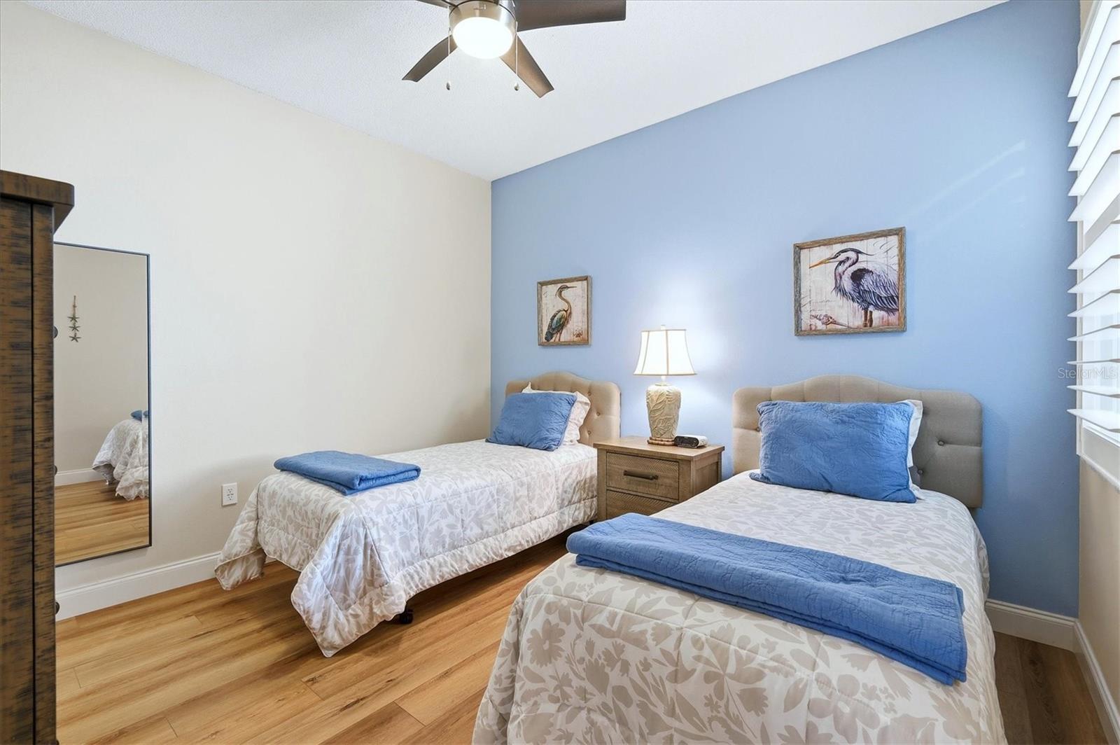 HERITAGE OAKS GOLF & COUNTRY CLUB - Residential