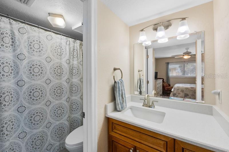 OLD ISLAND INN CONDO - Residential Lease