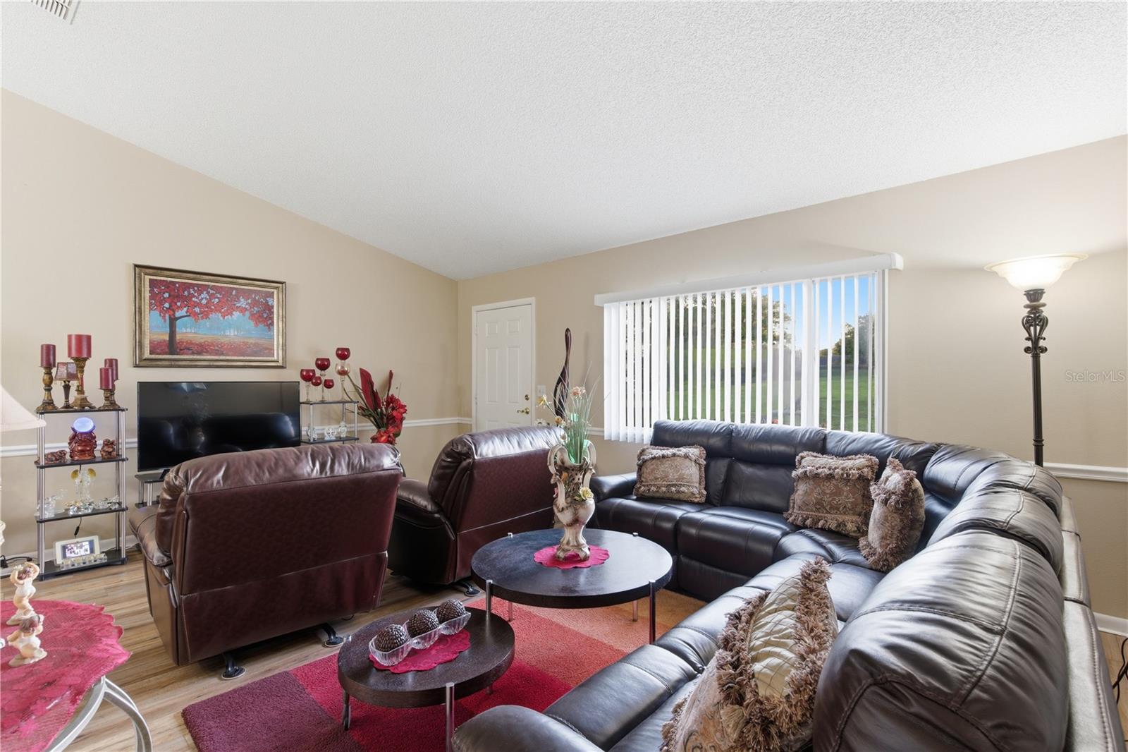 PALM CAY 02 - Residential