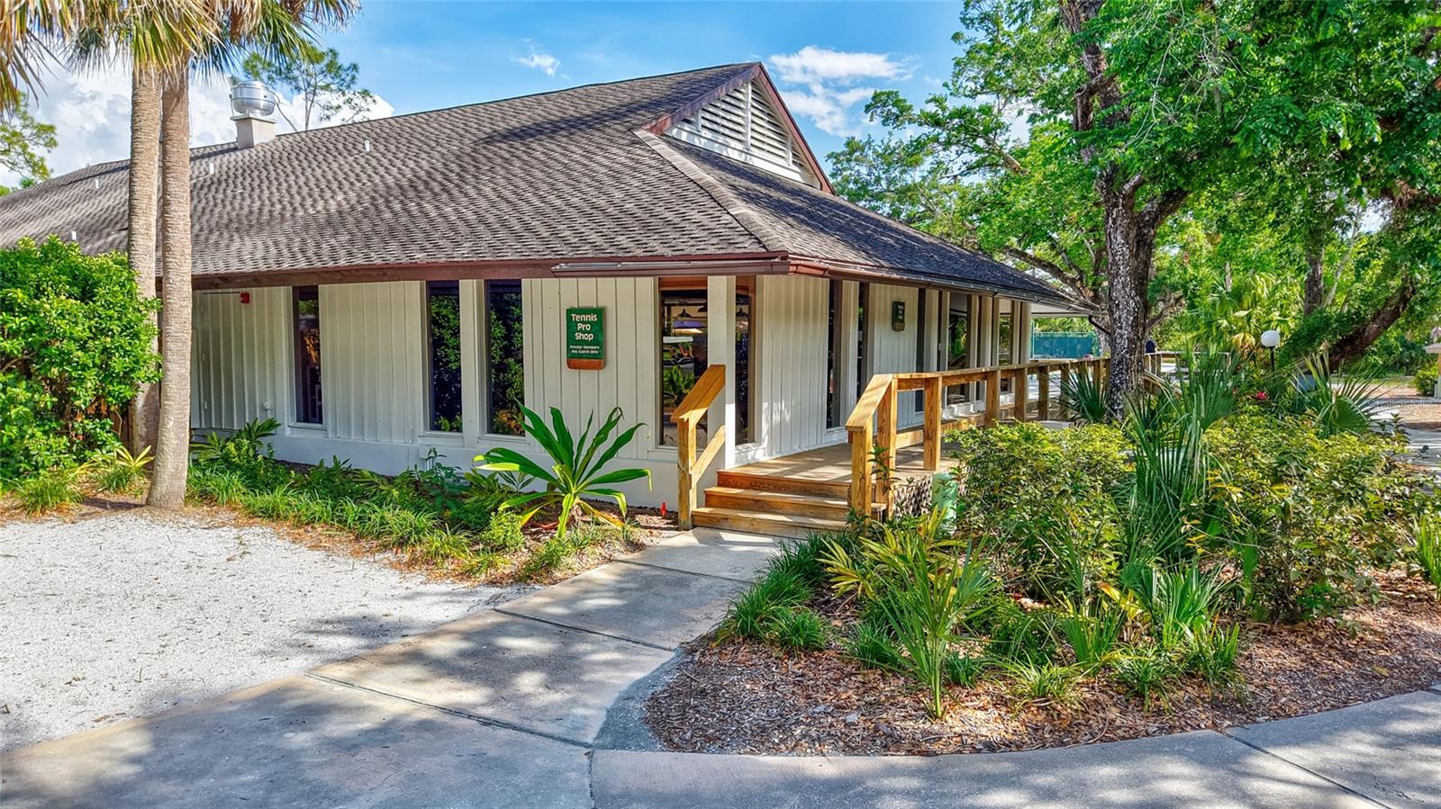 MEADOWS THE - Residential