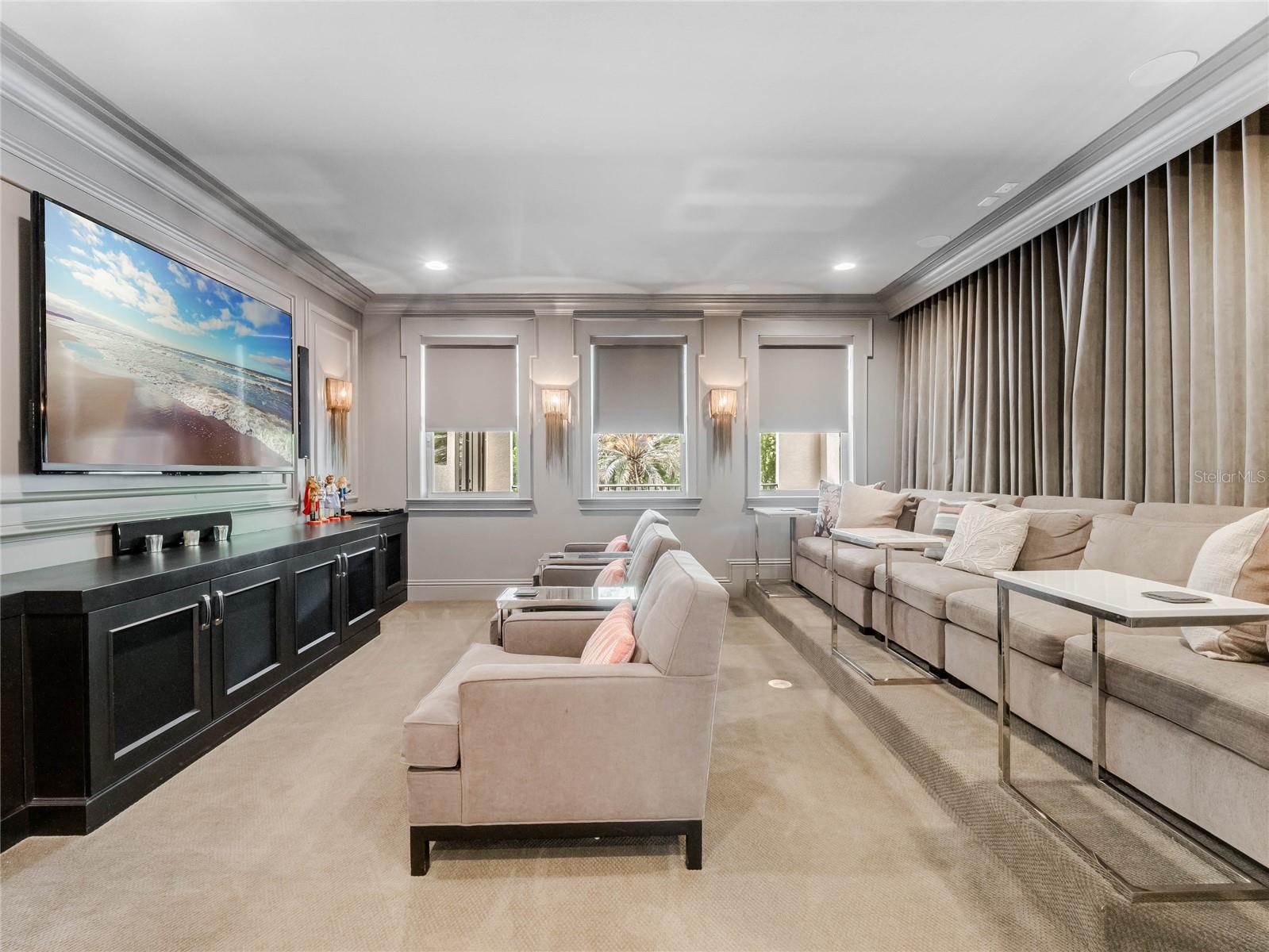 LAKE MARKHAM LANDINGS - Residential