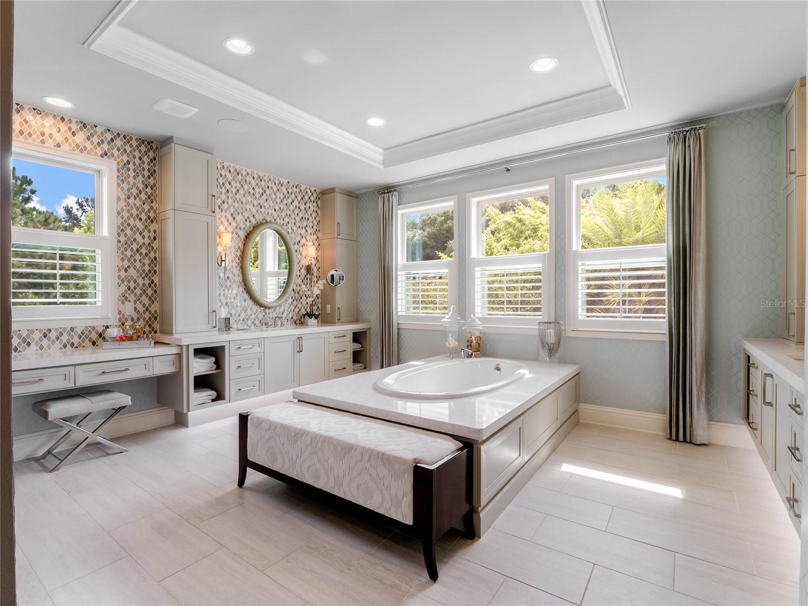 LAKE MARKHAM LANDINGS - Residential