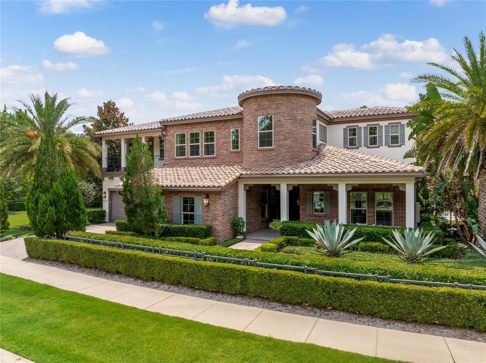 LAKE MARKHAM LANDINGS - Residential