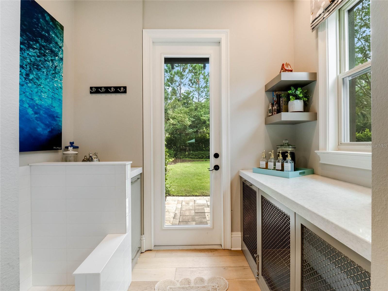 LAKE MARKHAM LANDINGS - Residential