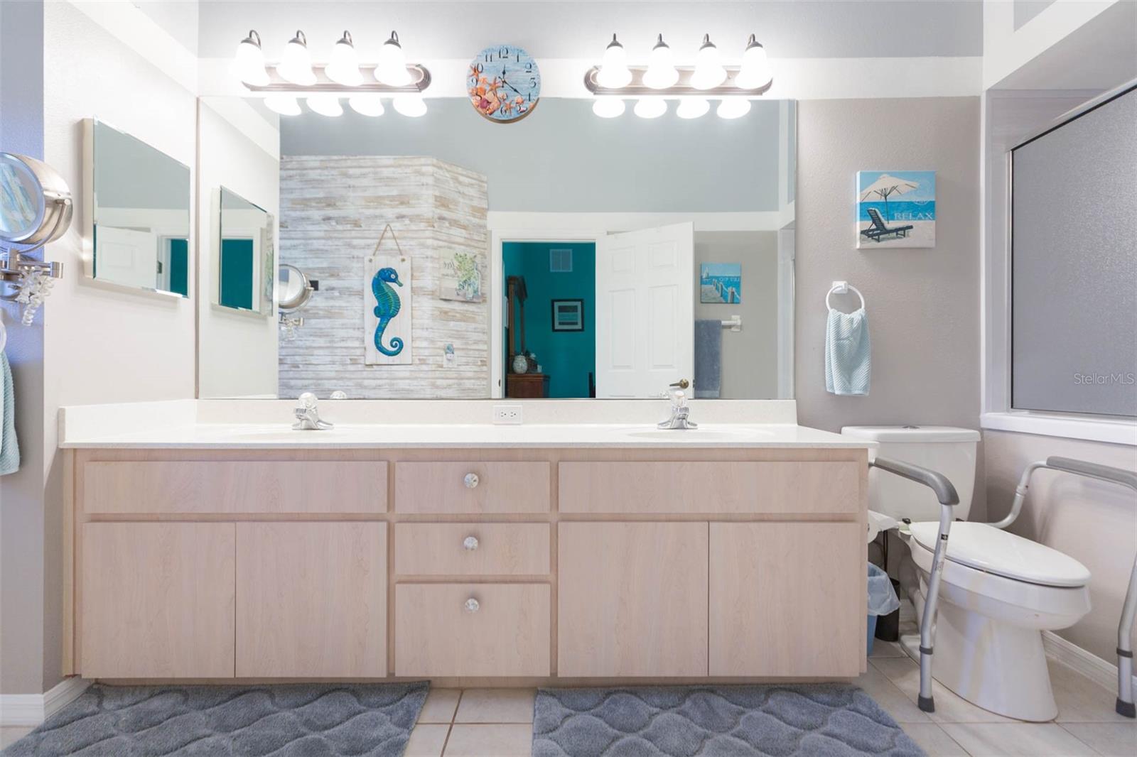 WELLINGTON AT SEVEN HILLS PH 2 - Residential