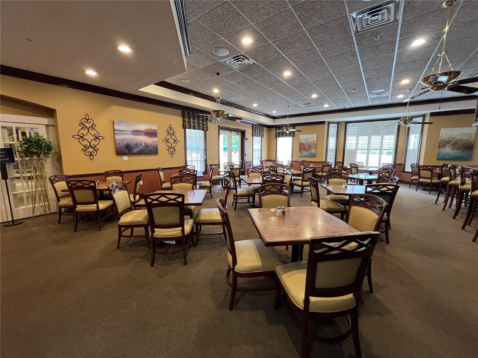 WELLINGTON AT SEVEN HILLS PH 2 - Residential