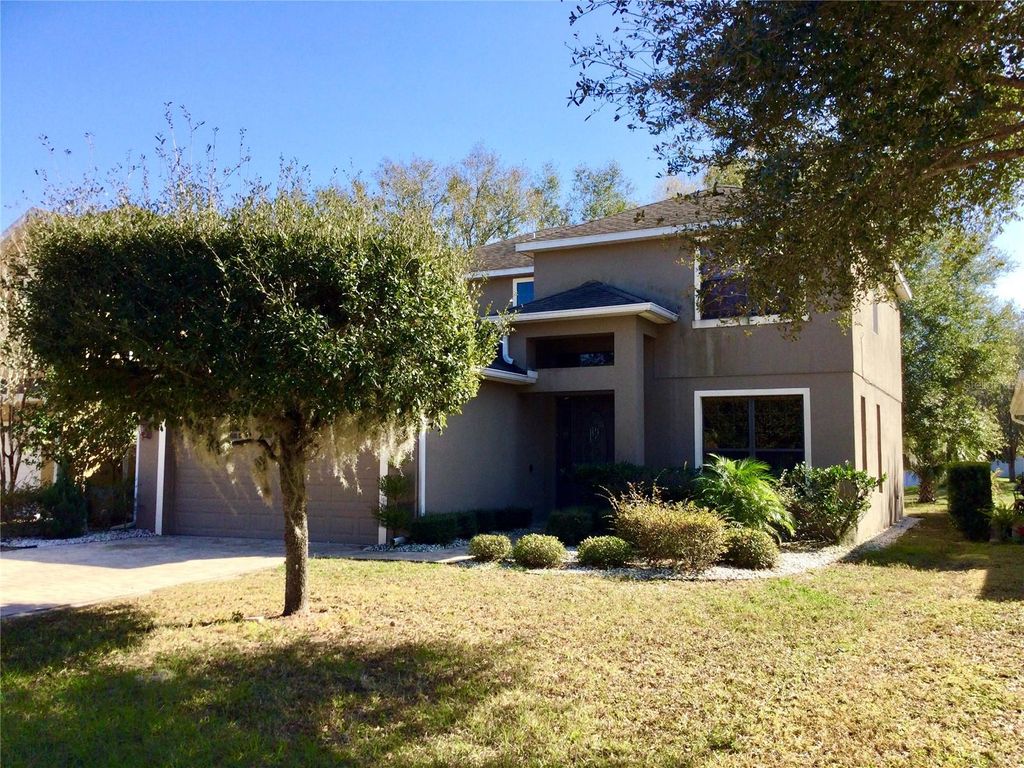 Photo of 1224 Bexley Court, Deland, FL 32720 (MLS # V4945353)