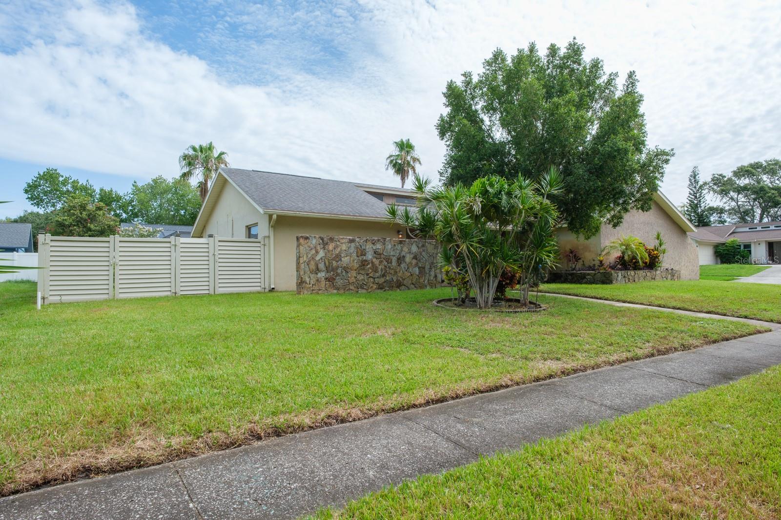 2421 EAGLE CHASE DRIVE