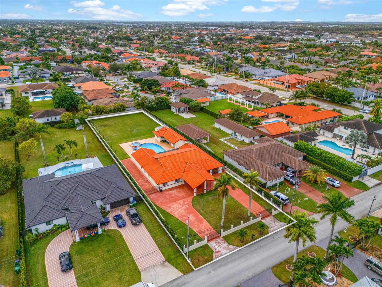 14040 SW 14TH STREET