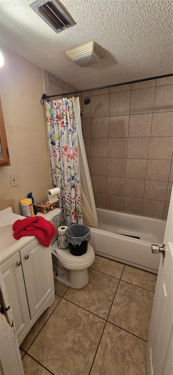 CAYMAN PARK - Residential Income