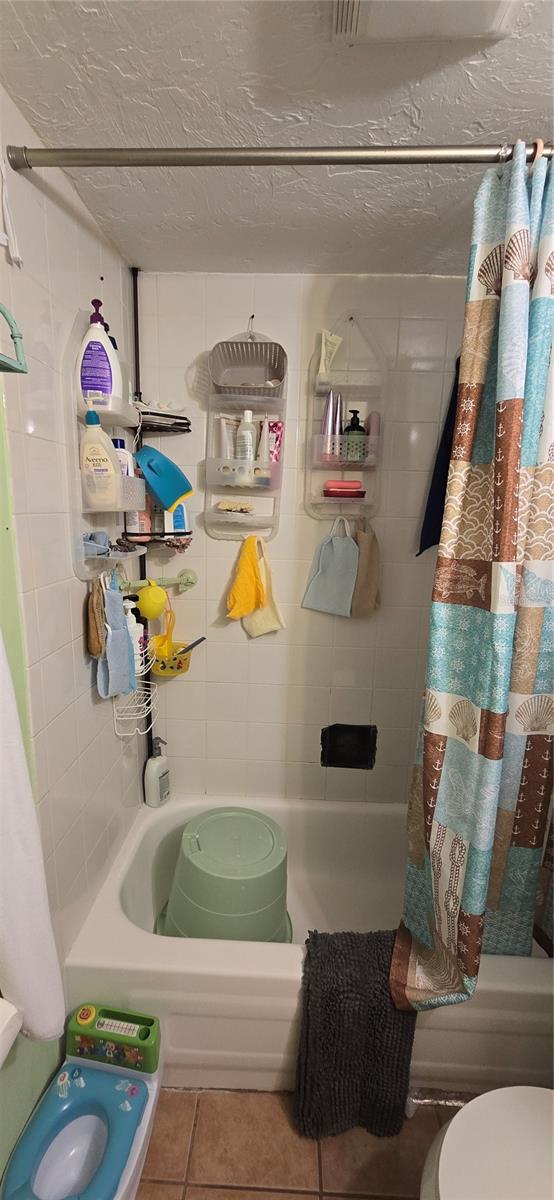 CAYMAN PARK - Residential Income