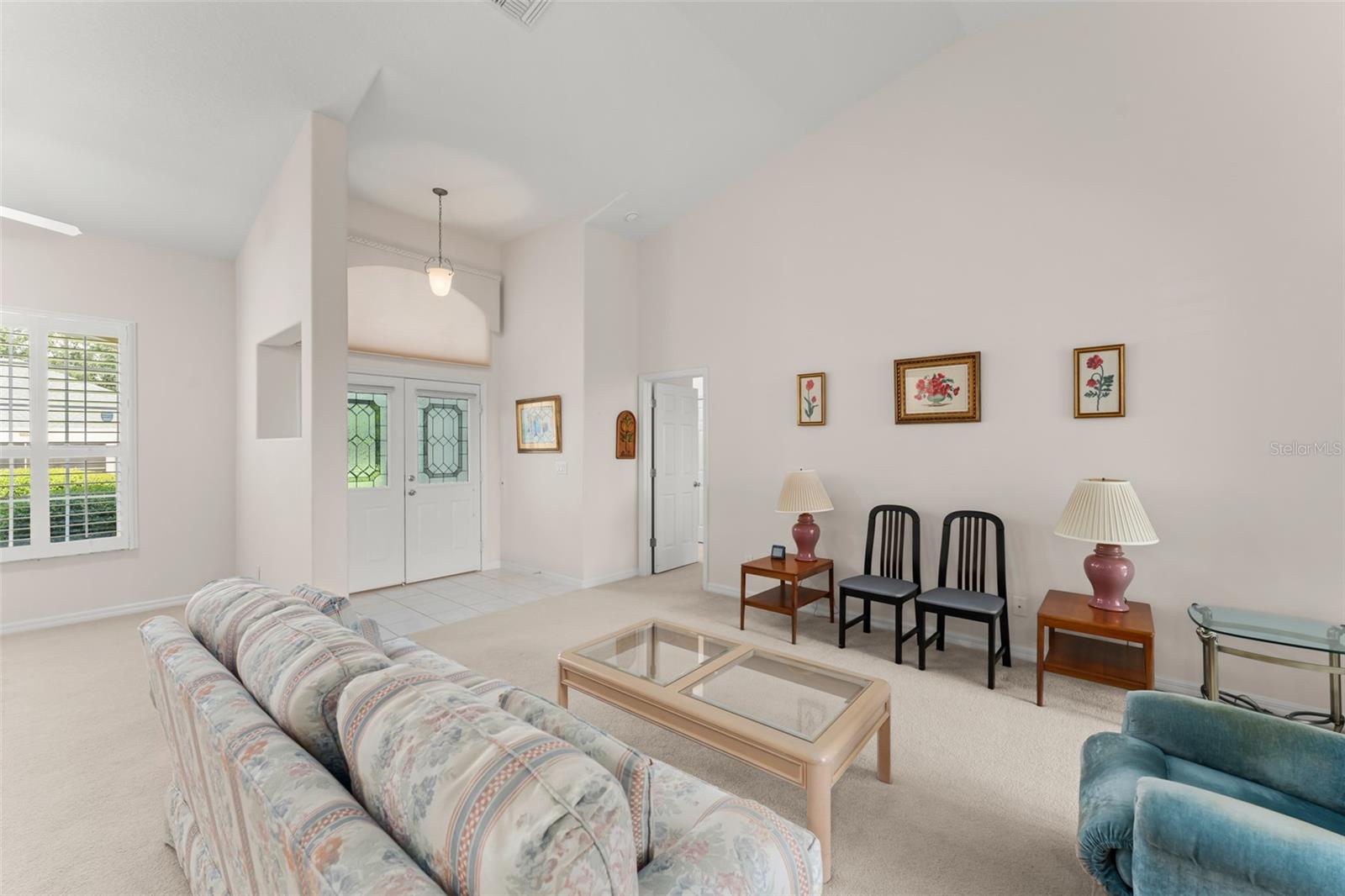 20806 QUEEN ALEXANDRA DRIVE