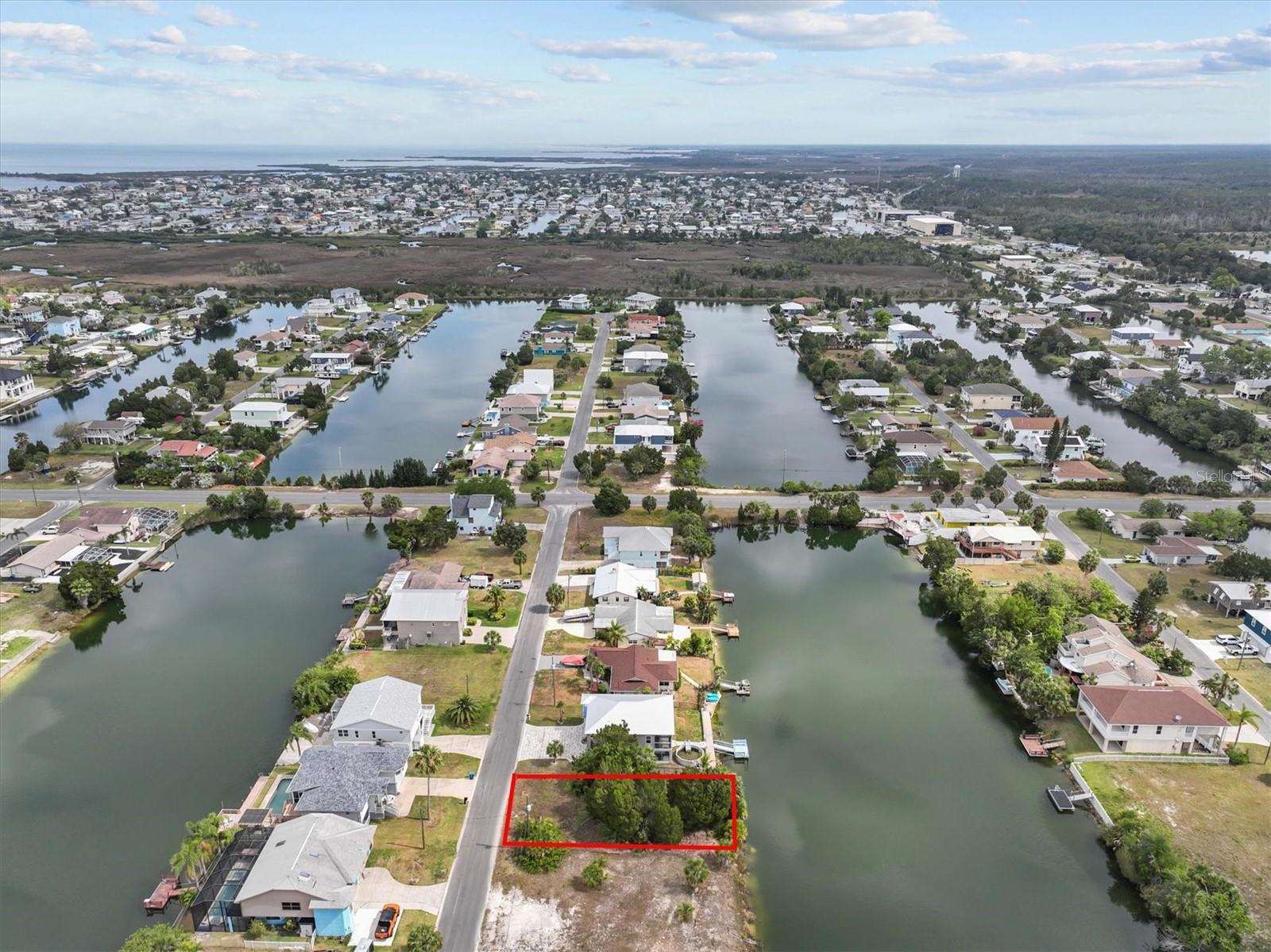 HERNANDO BEACH - Land