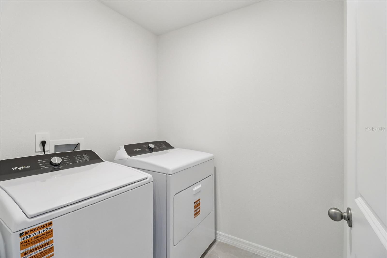 THE RESERVE AT HAMMOCK OAKS - Residential