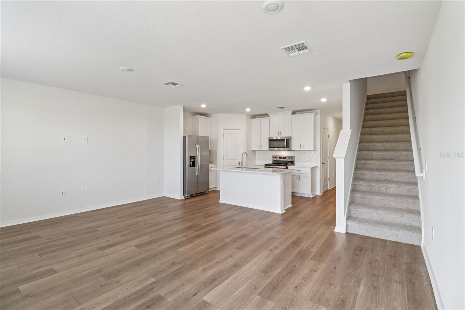 THE RESERVE AT HAMMOCK OAKS - Residential