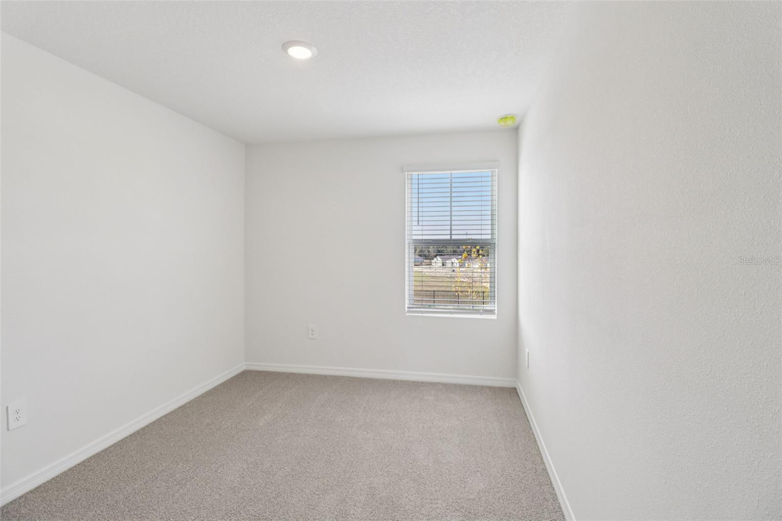 THE RESERVE AT HAMMOCK OAKS - Residential