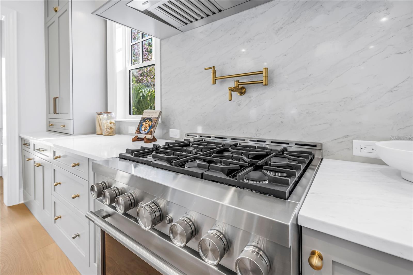 OLD KENTUCKY - Residential