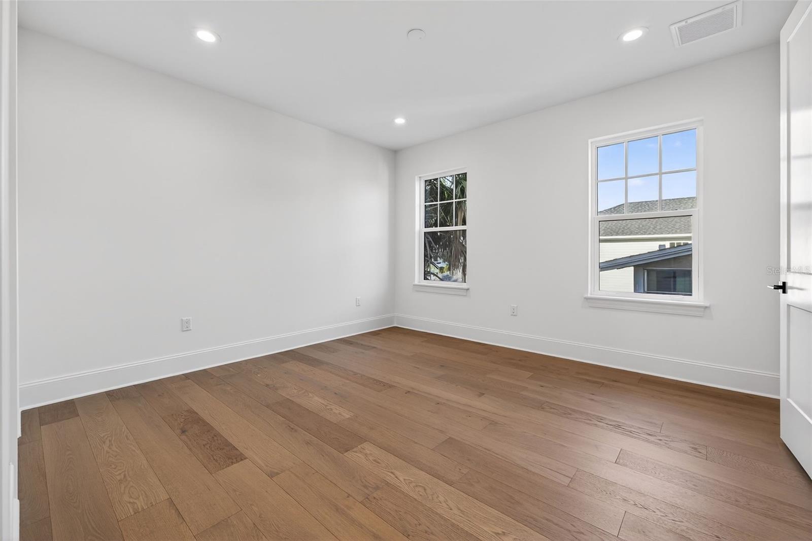 OLD KENTUCKY - Residential