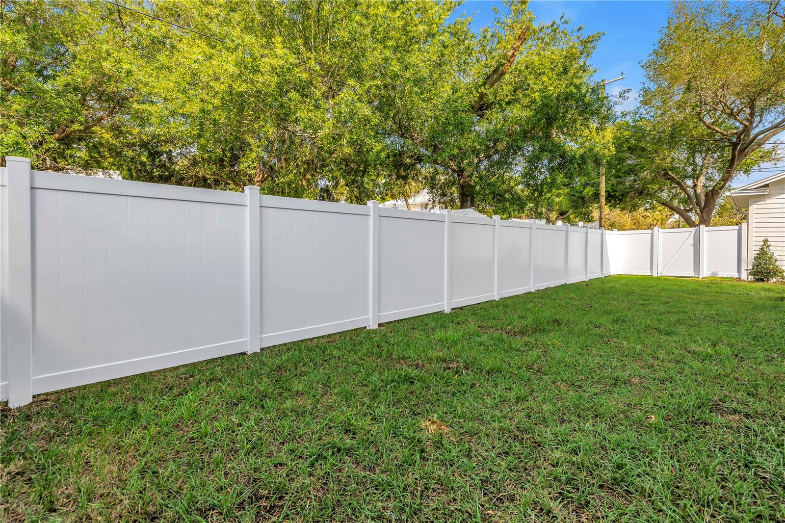 OLD KENTUCKY - Residential