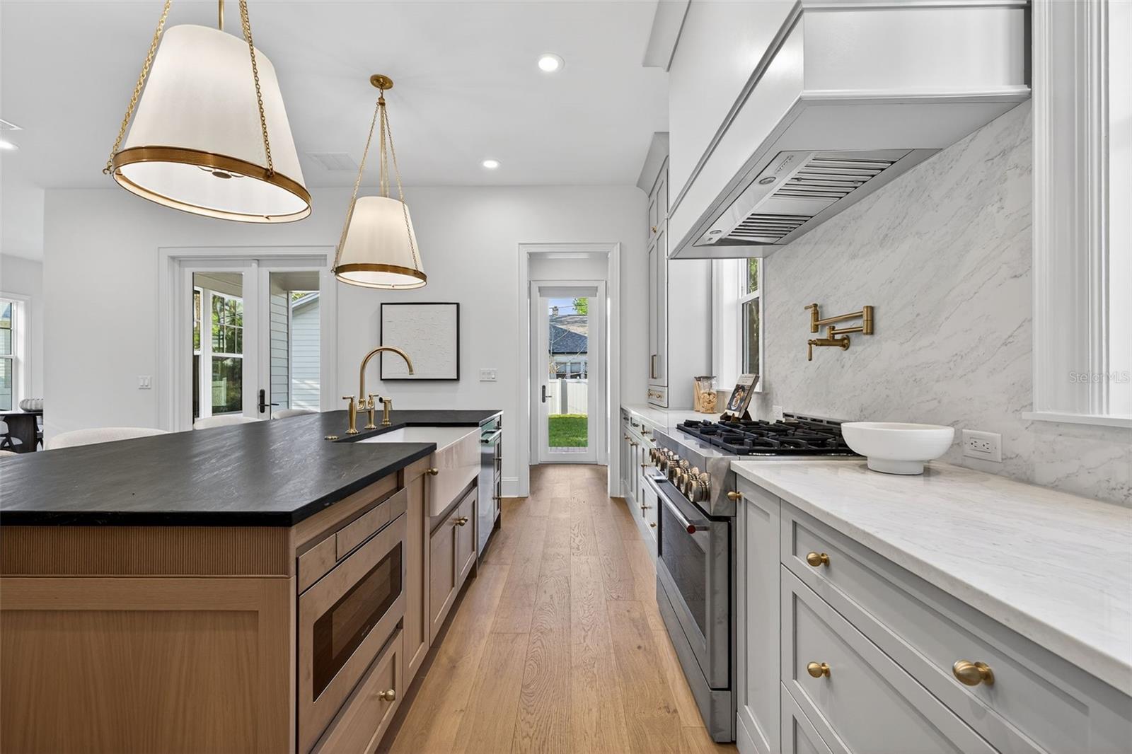 OLD KENTUCKY - Residential