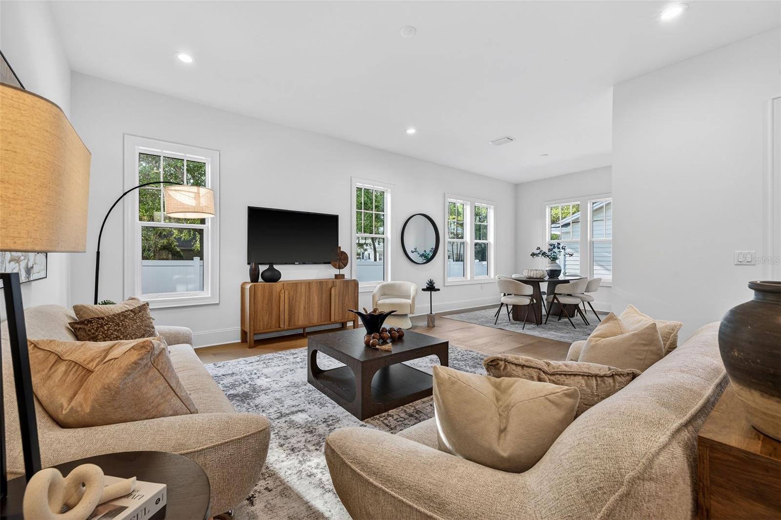 OLD KENTUCKY - Residential