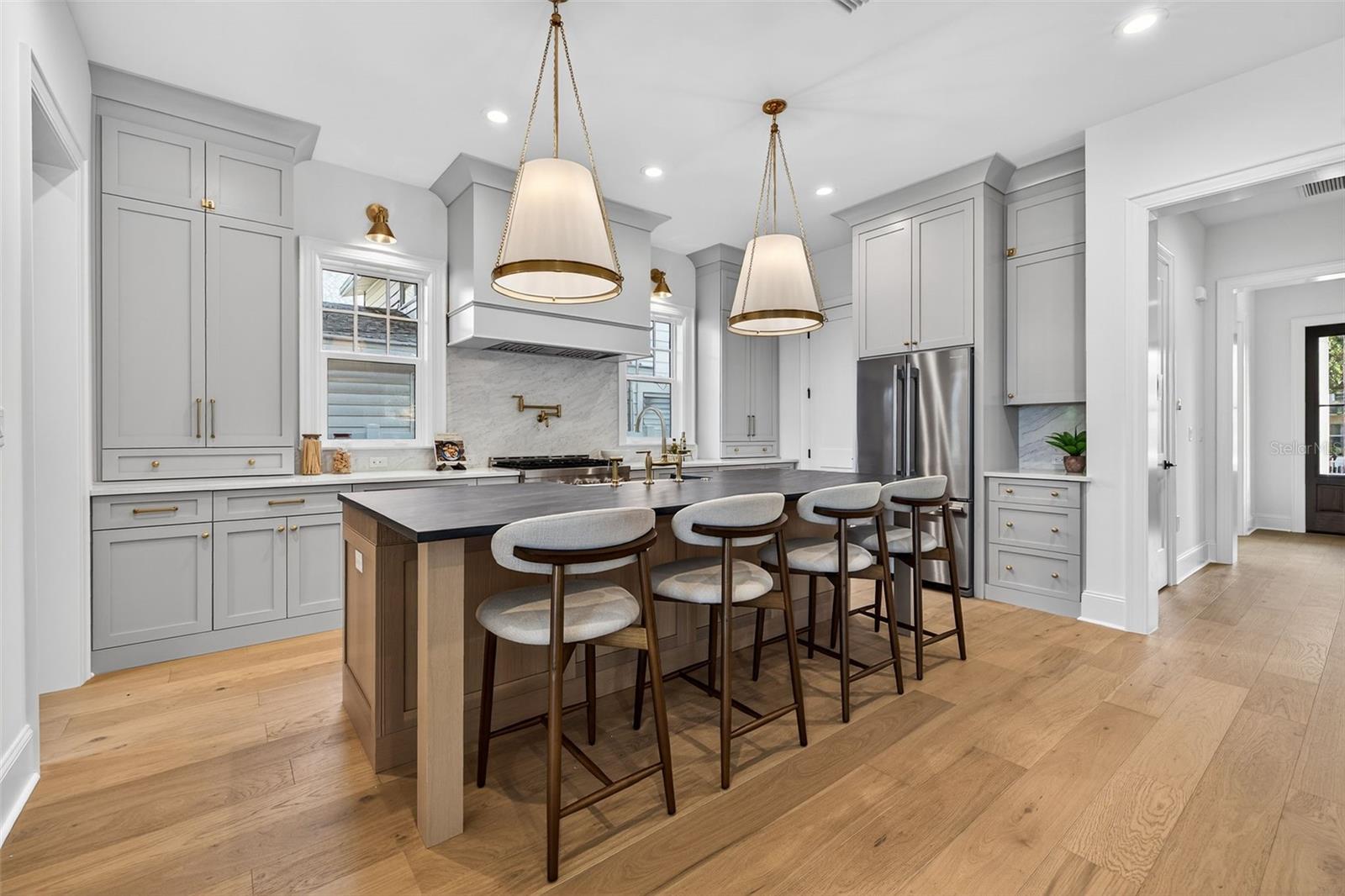 OLD KENTUCKY - Residential