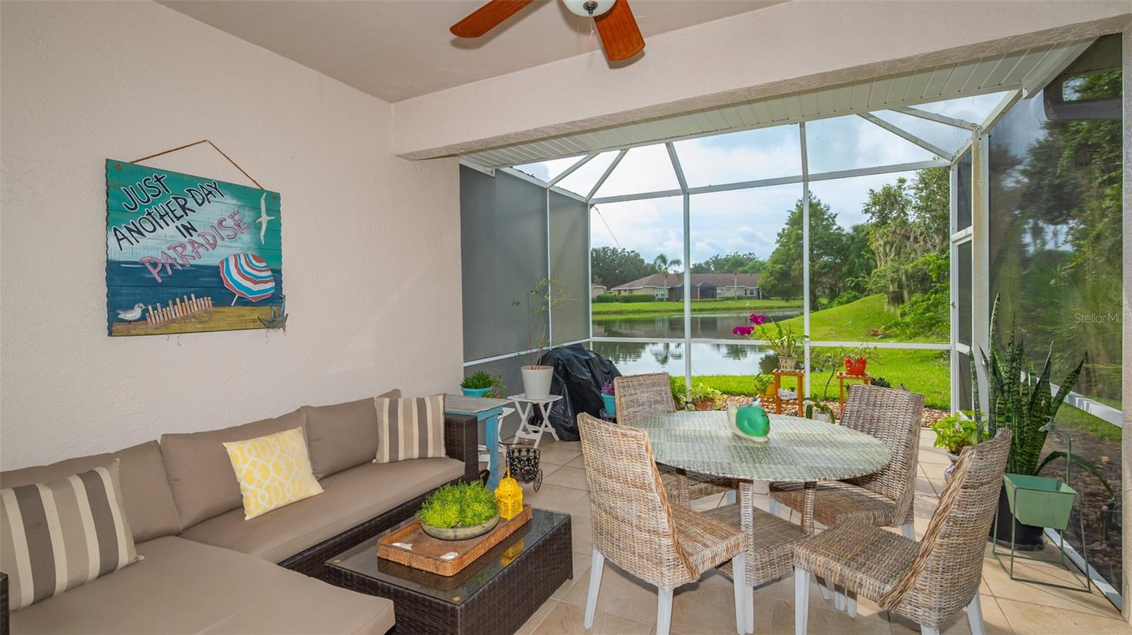 HERITAGE OAKS GOLF & COUNTRY CLUB - Residential