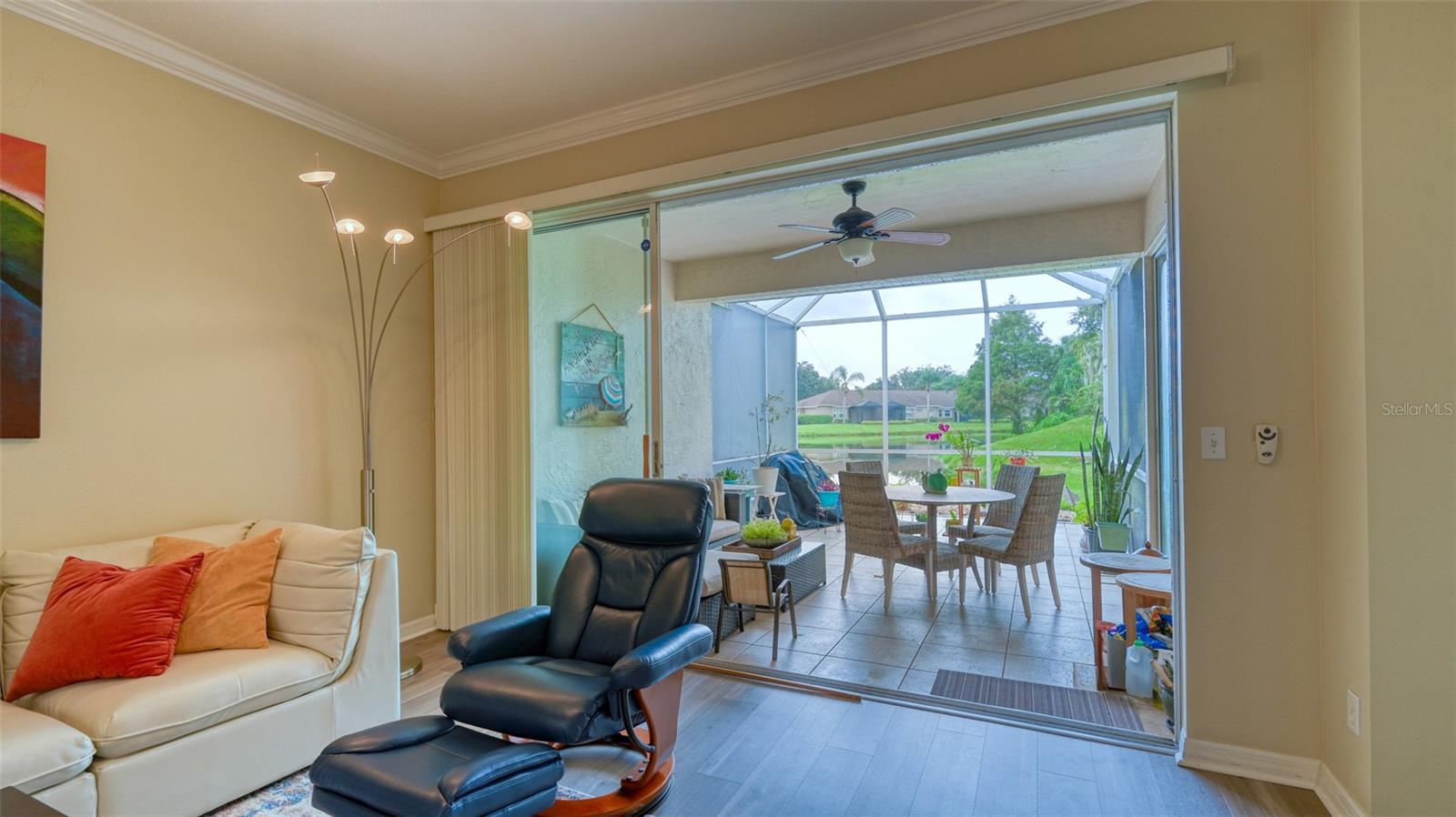 HERITAGE OAKS GOLF & COUNTRY CLUB - Residential