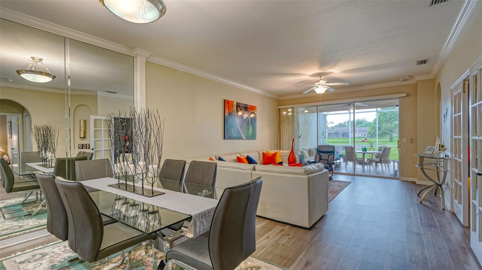 HERITAGE OAKS GOLF & COUNTRY CLUB - Residential